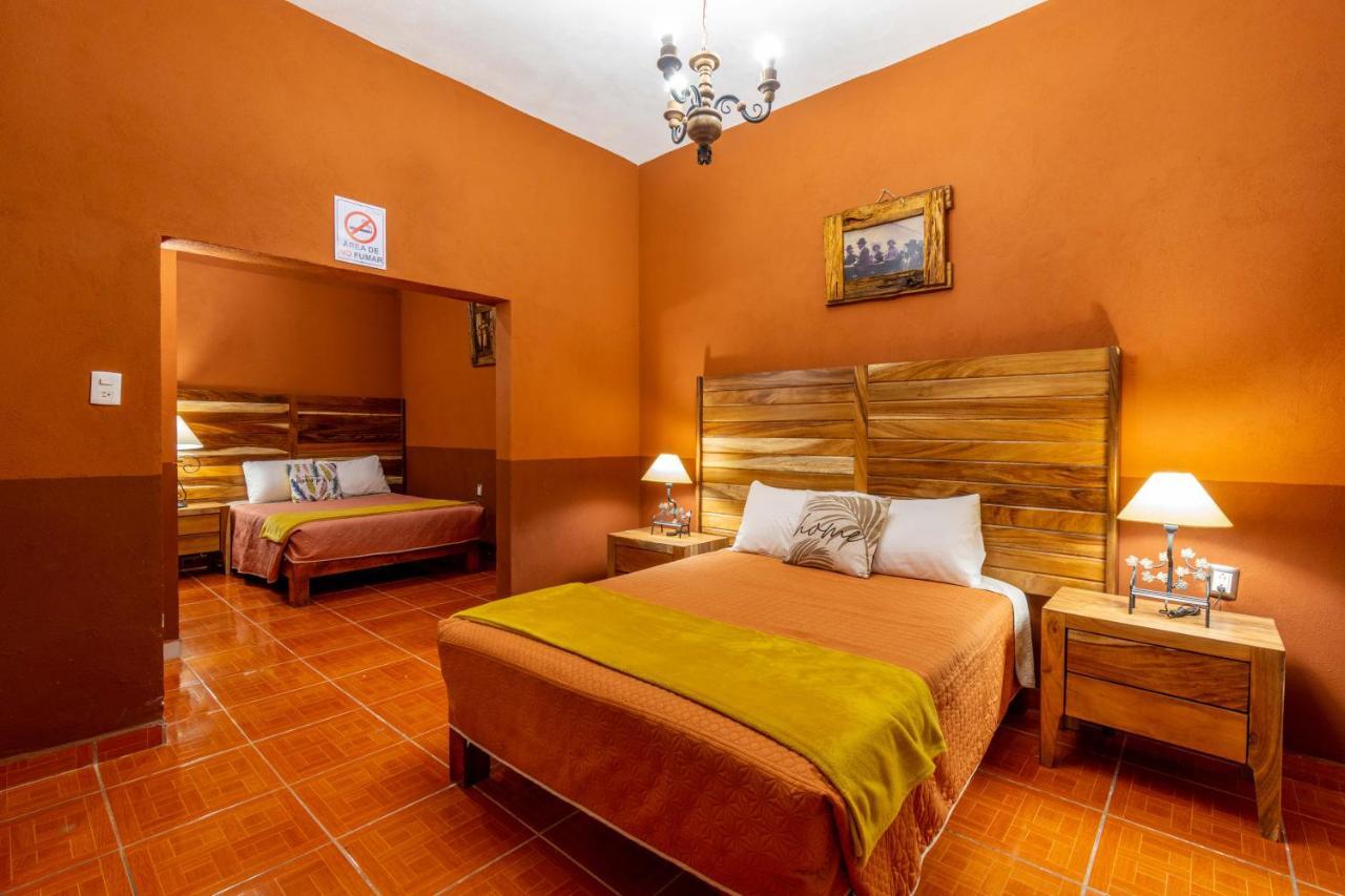 לאון Hosteria Casa Marquez מראה חיצוני תמונה