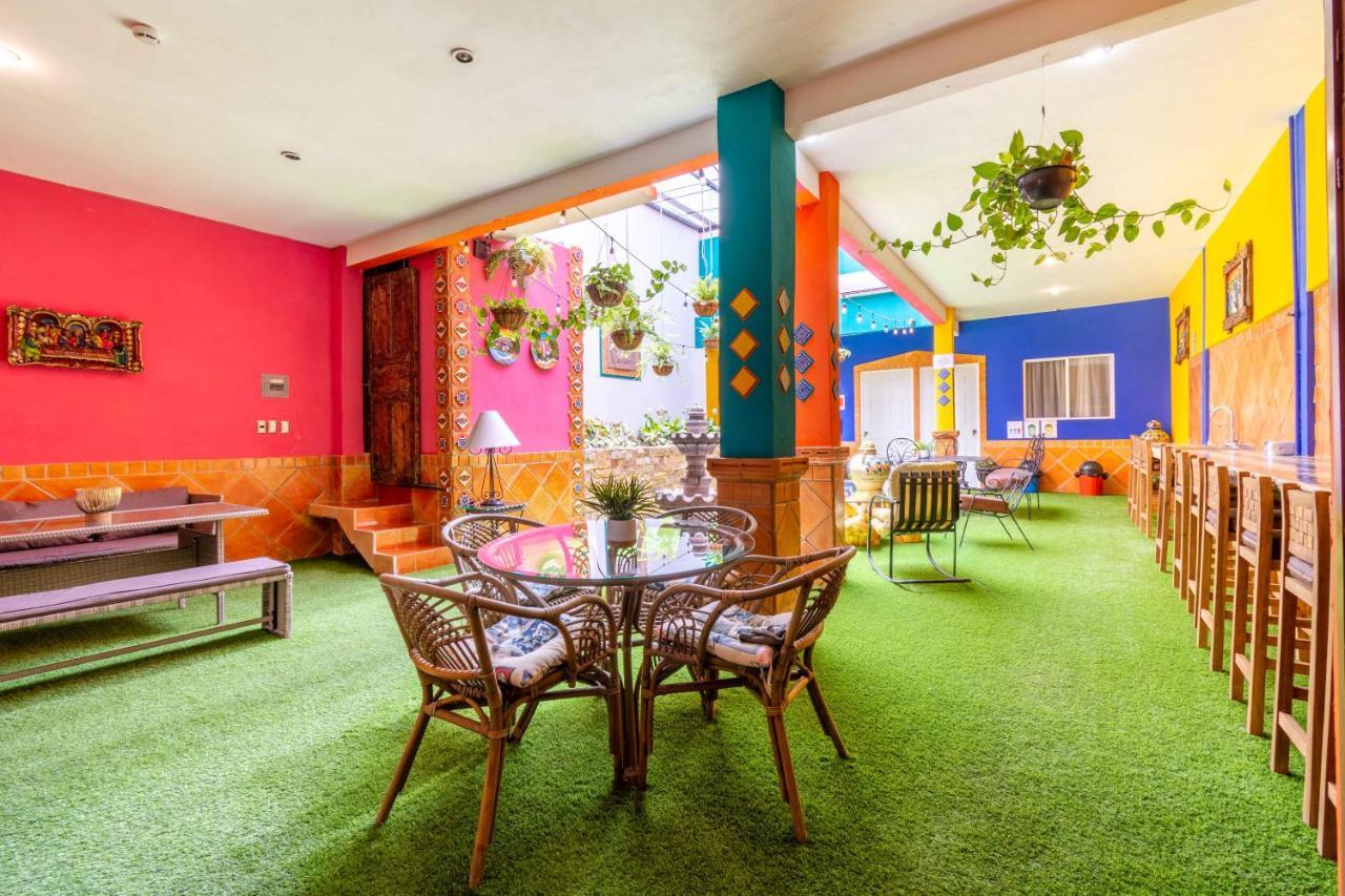 לאון Hosteria Casa Marquez מראה חיצוני תמונה