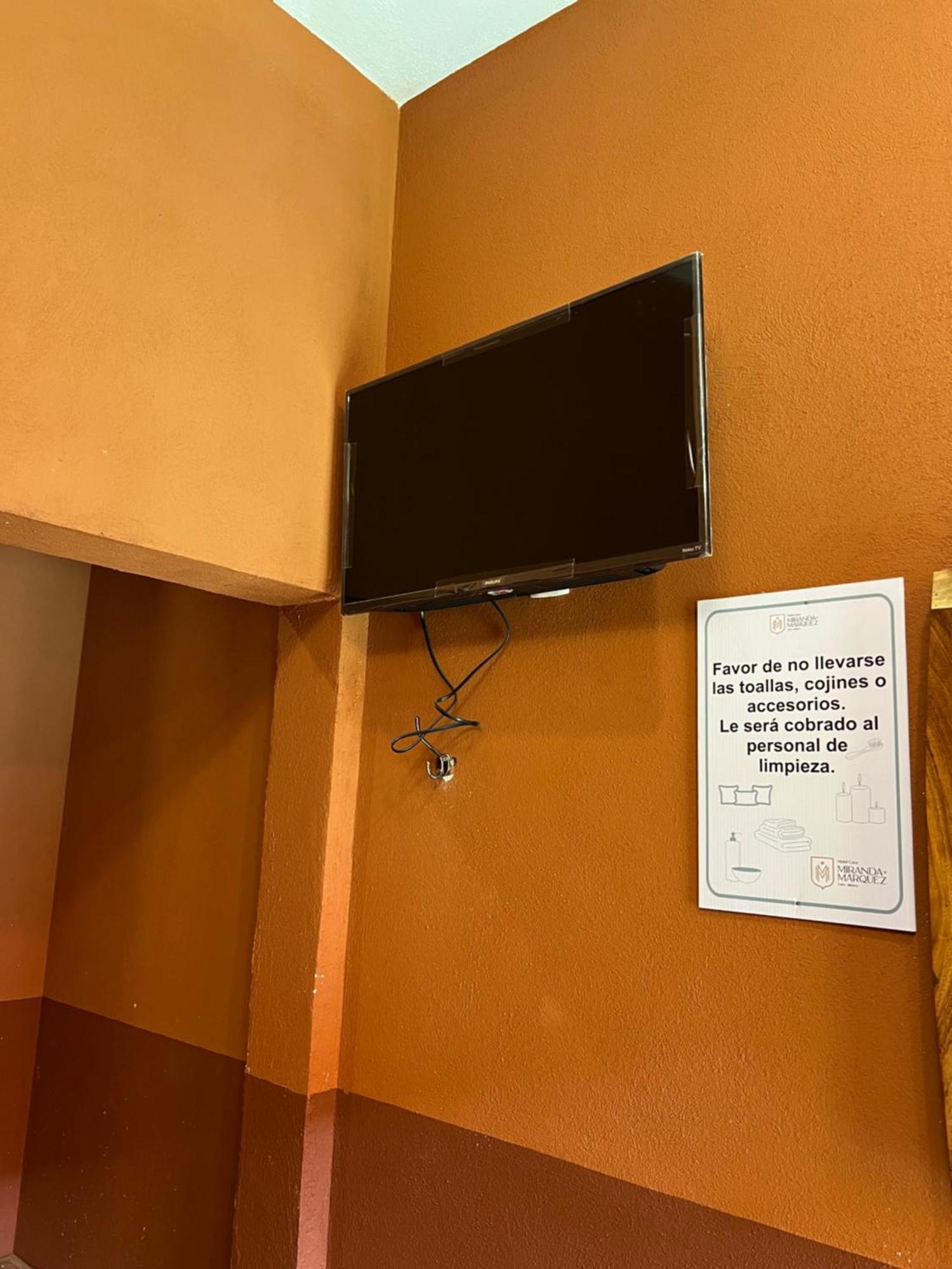 לאון Hosteria Casa Marquez מראה חיצוני תמונה