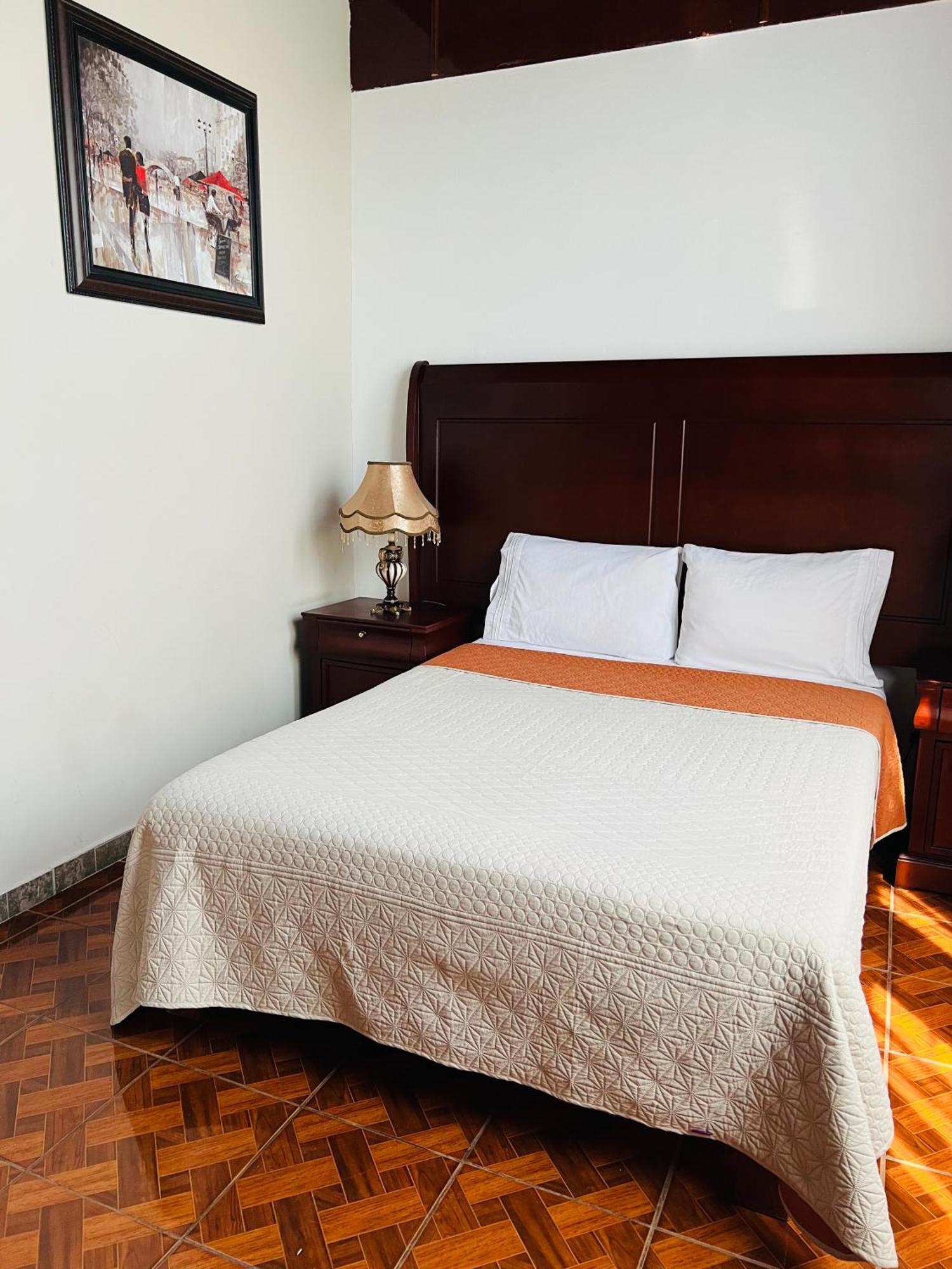 לאון Hosteria Casa Marquez מראה חיצוני תמונה